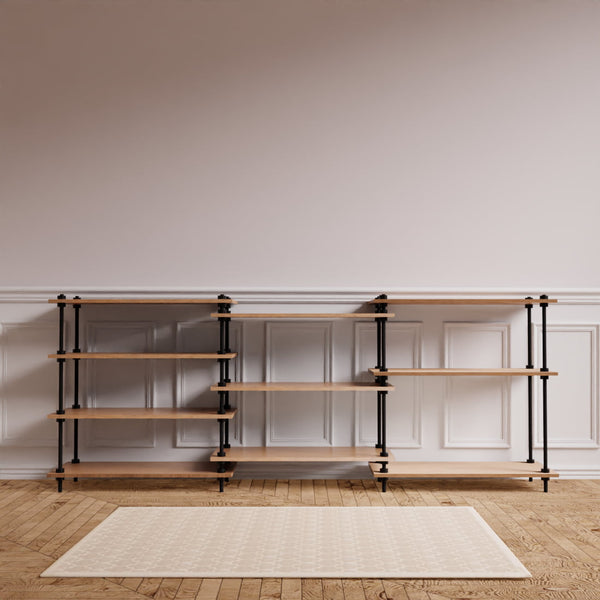 Metallregal DecoSeries mit 3 niedrigen Standard L Regalen, schlicht dargestellt