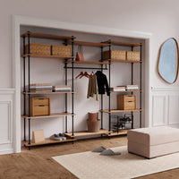 Verschiedene dekorative Elemente am großen Metallkleiderschrank DecoSeries mit zwei StandardL Regalen